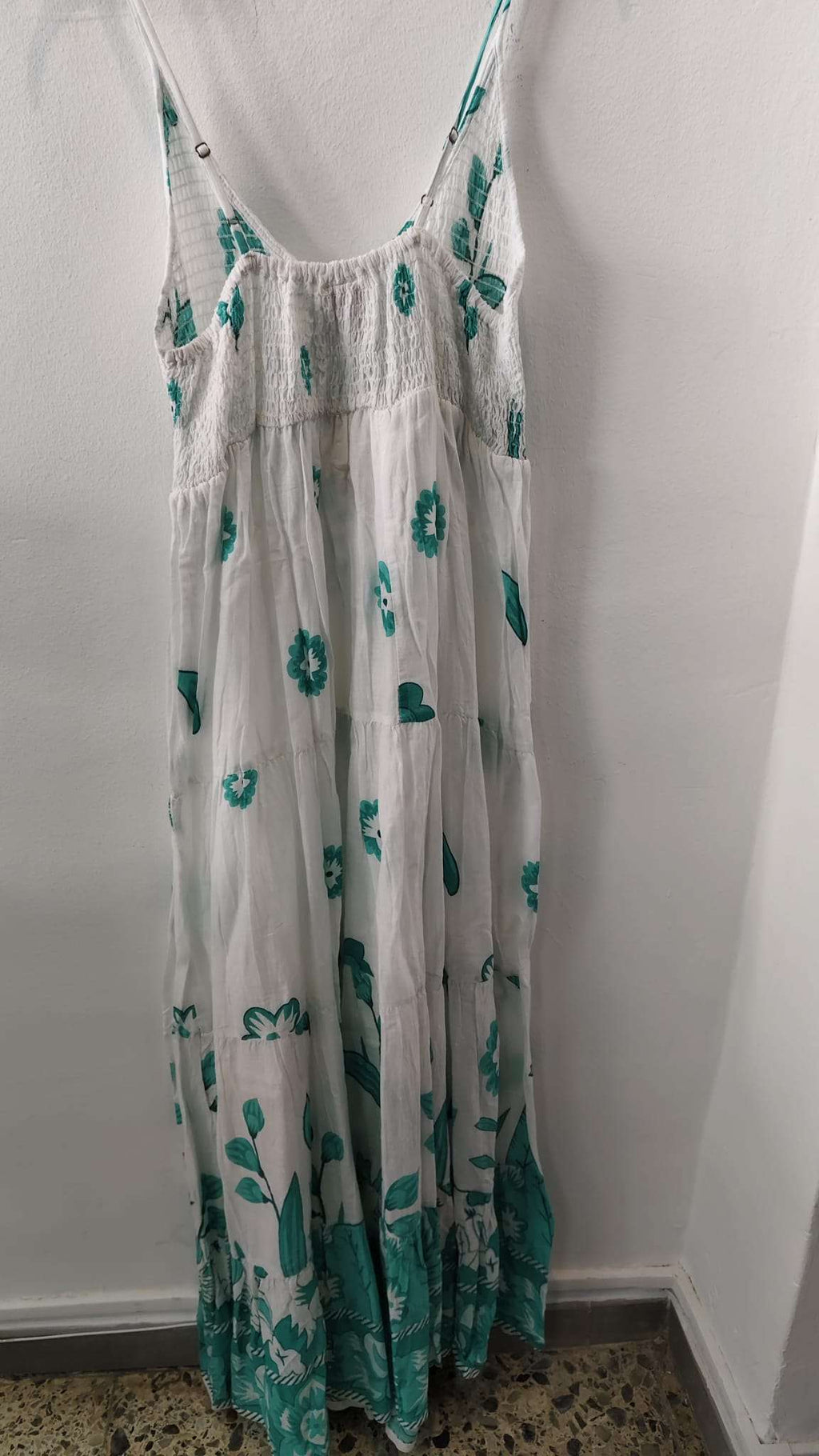 Vestido sin mangas con flores "2"